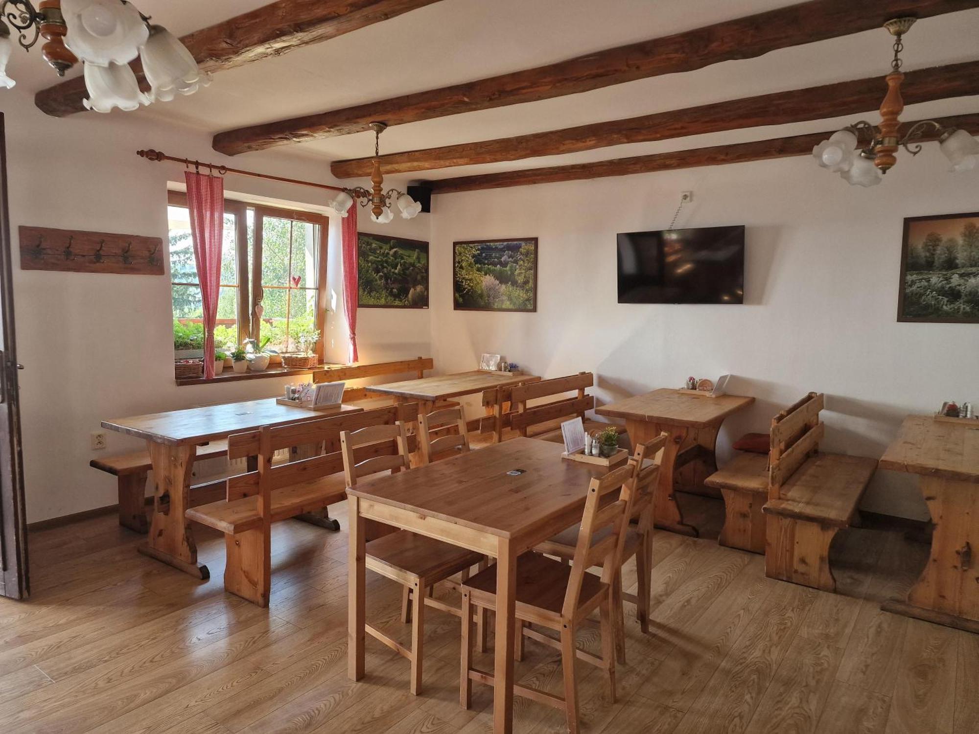 Lopeník Wellness Hotel Chata Jana מראה חיצוני תמונה