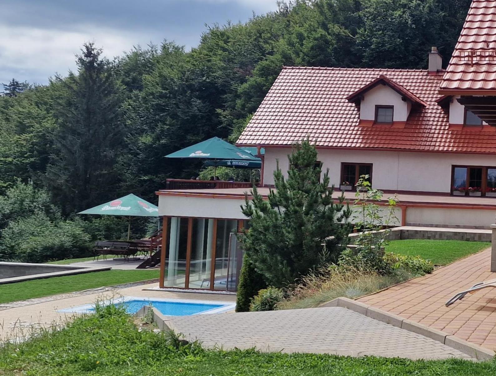 Lopeník Wellness Hotel Chata Jana מראה חיצוני תמונה