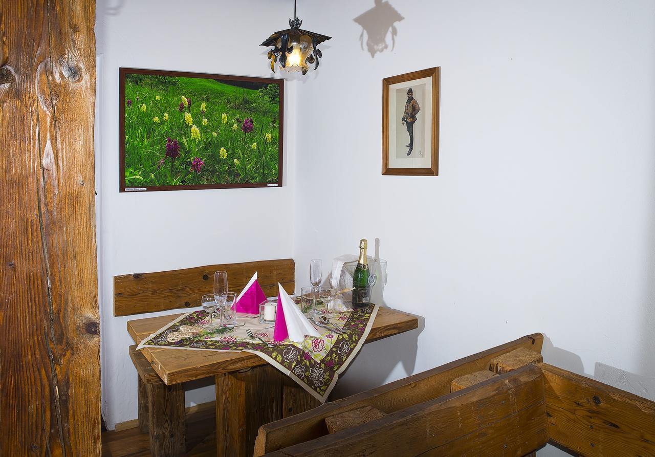 Lopeník Wellness Hotel Chata Jana מראה חיצוני תמונה